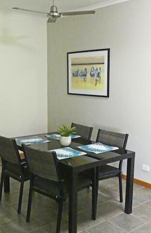 Cable Beach 1 Bed RESORT Apartment Private Wifi - Accommodation 4U 3