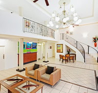 Cairns Queens Court - Accommodation 4U