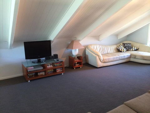Callala Beach Shack - Pet Friendly - Accommodation 4U 0
