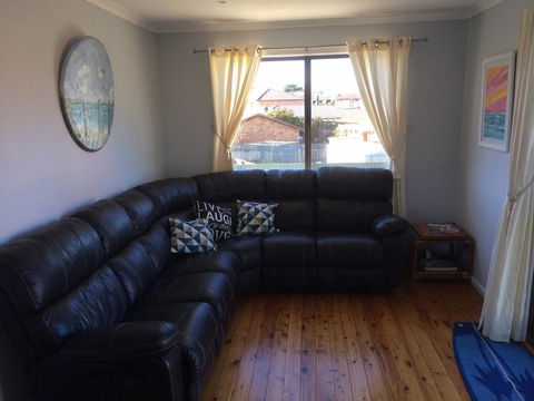 Callala Beach Shack - Pet Friendly - Accommodation 4U 3