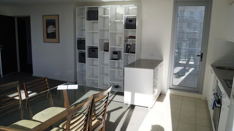 Canberra CBD Metropolitan - Accommodation 4U 0