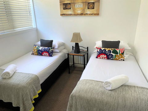 Canberra Short Term And Holiday Accommodation - Accommodation 4U 1