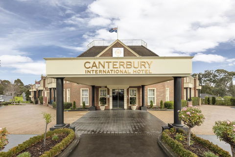 Canterbury International - Accommodation 4U 3
