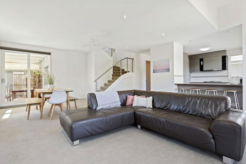 CAPEL'S REST - CAPEL SOUND - Accommodation 4U 3