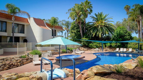 Capri Waters Country Club - Accommodation 4U 2