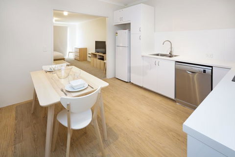 Cascades 3 Well Appointed And Central Location - Accommodation 4U 2