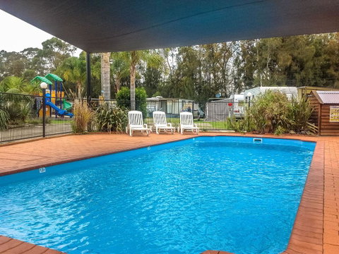 Caseys Beach Holiday Park - Accommodation 4U 2
