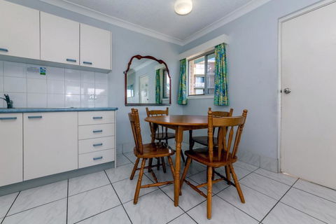 Castaways, Unit 1/17 Shoal Bay Road - Accommodation 4U 3