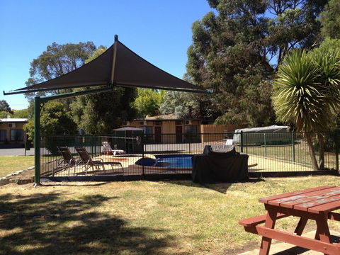Castle Motel - Accommodation 4U 0