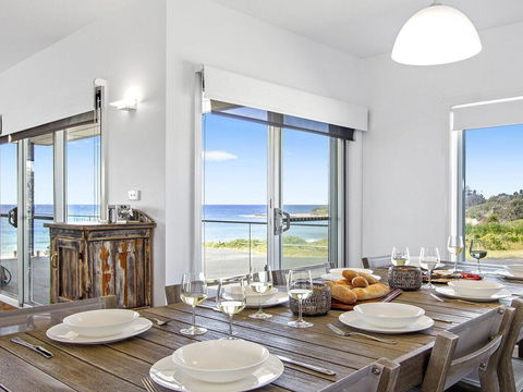 Catalina - Brand New House - Accommodation 4U 0