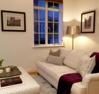 CBD Little Paris - StayCentral - Accommodation 4U