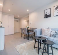 CBD Modern Classic 1 Bedroom AptLa Trobe Tower - Accommodation 4U