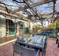Central Charm - Accommodation 4U