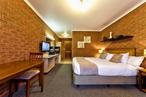 Central Yarrawonga Motor Inn - Accommodation 4U 1
