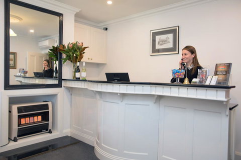 Centralpoint Motel - Accommodation 4U 1