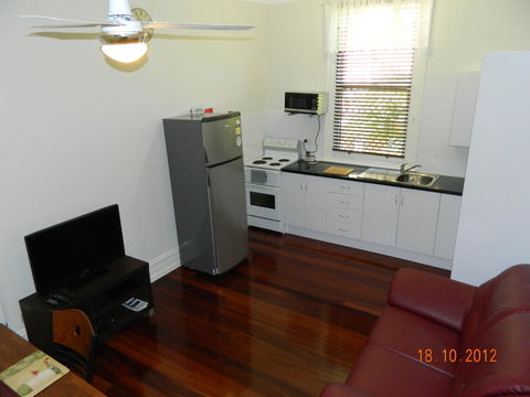 Champion Bay Apartments - Accommodation 4U 0