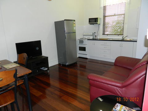 Champion Bay Apartments - Accommodation 4U 1