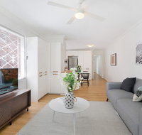 Charming parkside apartment in quiet area - Accommodation 4U