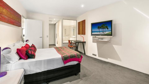 Circle On Cavill - Private Apartments - Apartment Stay - Accommodation 4U 2