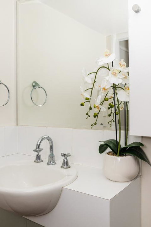 City Stadium Apartment On The Riverfront - Accommodation 4U 3