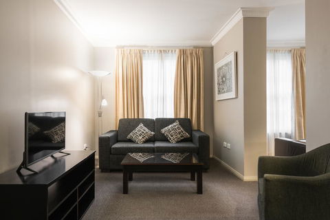 Clarendon Hotel - Accommodation 4U 3
