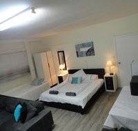 Cleveland BB - Private Studio Room - Accommodation 4U