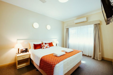 Club Motor Inn - Accommodation 4U 0