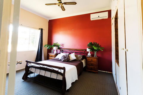 Coal D' Vine Cottage - Cessnock NSW - Accommodation 4U 1