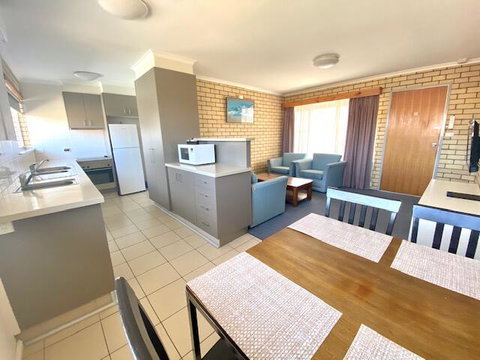 Coastal Comfort Motel - Accommodation 4U 1