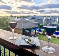 Coastal Paradise Holiday Home Swimming Pool  WiFi - Accommodation 4U