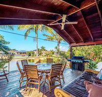 Coconut Grove Holiday House - Accommodation 4U