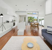 Cogens Two Bedroom Townhouse - Accommodation 4U