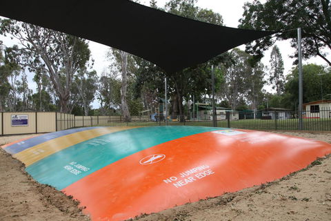 Cohuna Waterfront Holiday Park - Accommodation 4U 2