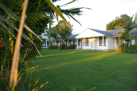 Colonial Court Motor Inn - Accommodation 4U 1