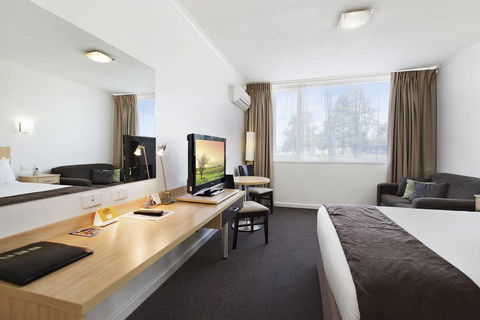 Comfort Inn Capital Horsham - Accommodation 4U 1