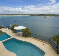 Commodore Apartments - Accommodation 4U