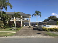 Cooks Endeavour Motor Inn