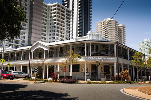 Coolangatta Sands Hotel - Accommodation 4U 1