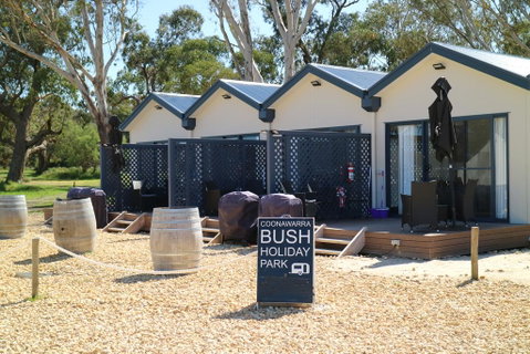 Coonawarra Cabins Unit C - Accommodation 4U 1