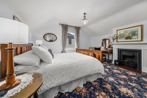 Coopers Cottage Battery Point - Accommodation 4U 3
