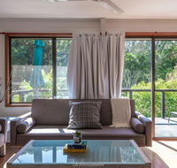 Coral's  Elizabeth Beach - Accommodation 4U