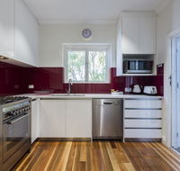 Cottesloe Beach Deluxe Apartment - Accommodation 4U