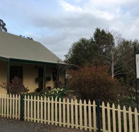 Country Pleasures Bed and Breakfast - Accommodation 4U