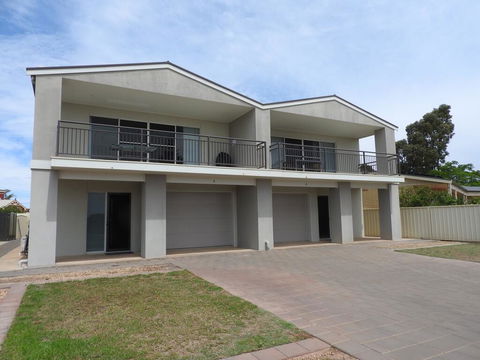 Cowell Holiday Accommodation With Harbour Views - Accommodation 4U 0