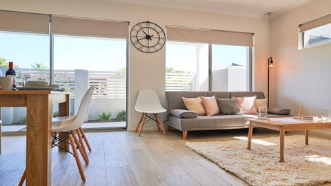 Cozy & Central Apt At Garden City - Free WiFi - Accommodation 4U 1