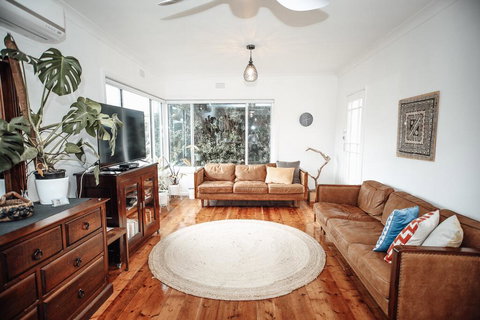 Craypot Cottage Port Campbell - Accommodation 4U 0