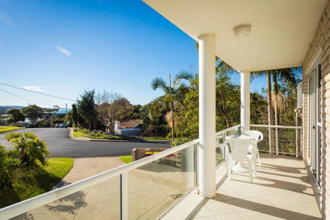Crystal Waters Unit 2 - Accommodation 4U 0