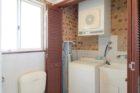 Crystal Waters Unit 2 - Accommodation 4U 2