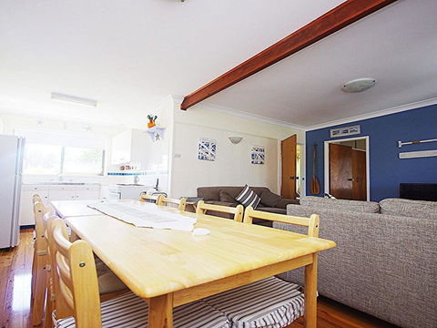 Culburra Sea Stay - Beach And Shop An Easy Walk - Accommodation 4U 3