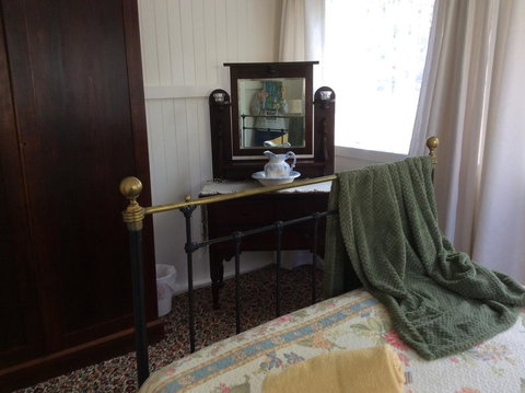 CupnSaucer Cottage - Accommodation 4U 3